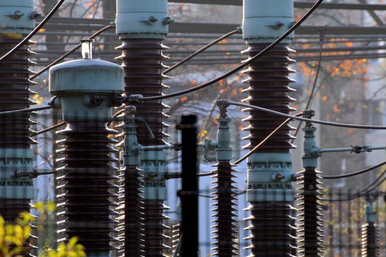 Texas could connect to national power grids without losing autonomy, former grid regulator says