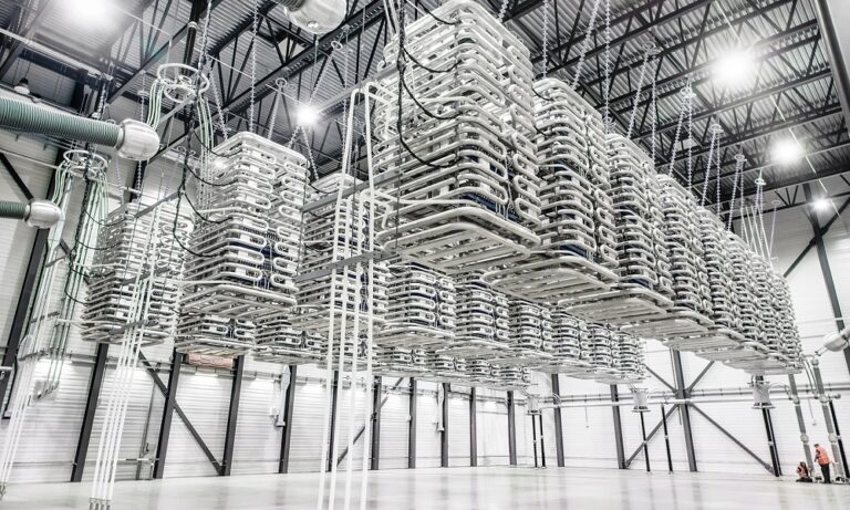 DANMARK, SKAGERRAK4. Interiör av ventilhallen i nybyggda HVDC anläggningen utanför Viborg, Danmark.

Foto: Gustav Mårtensson